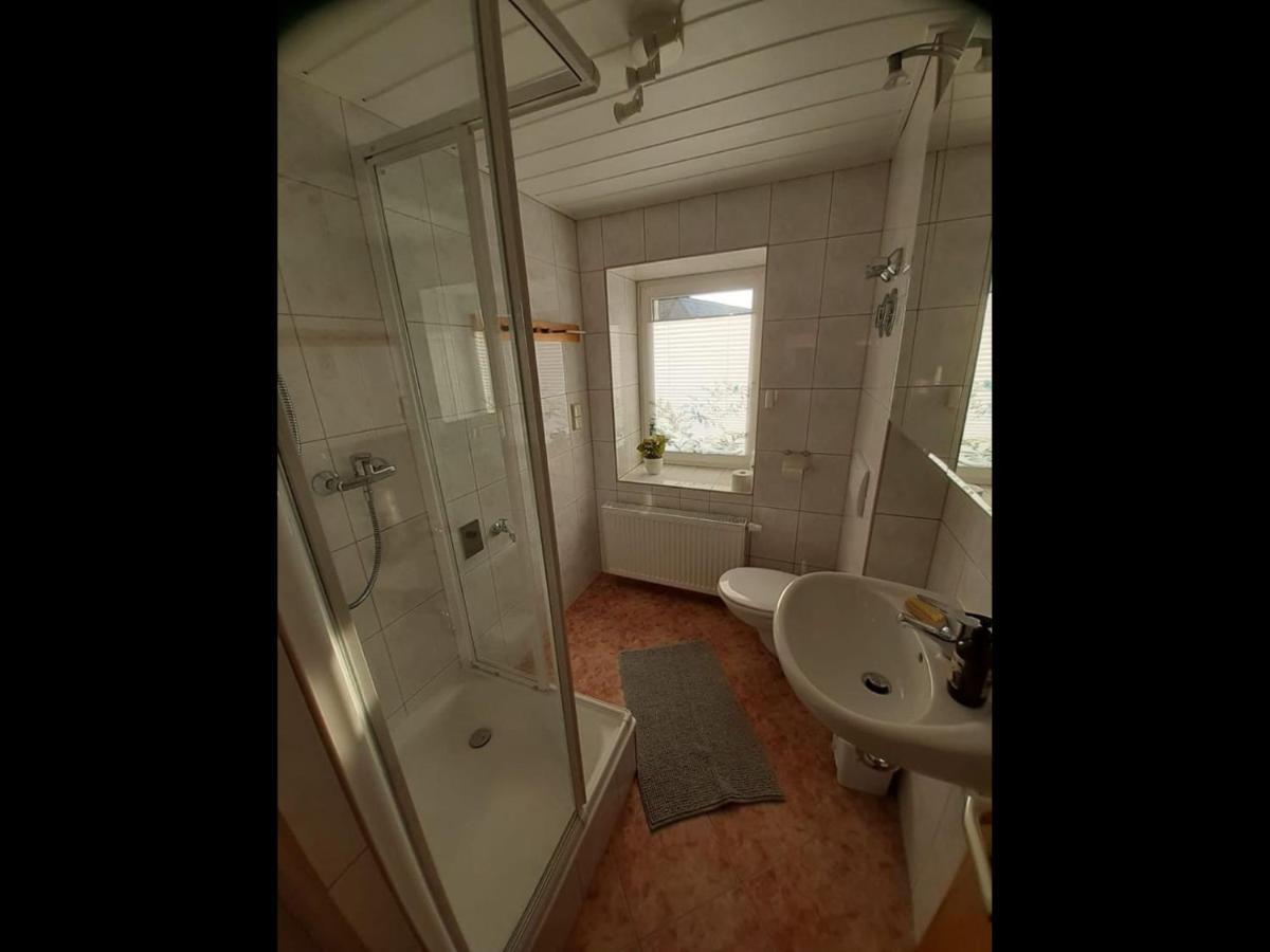 Neu! Ferienwohnung Hanka Crostwitz Buitenkant foto